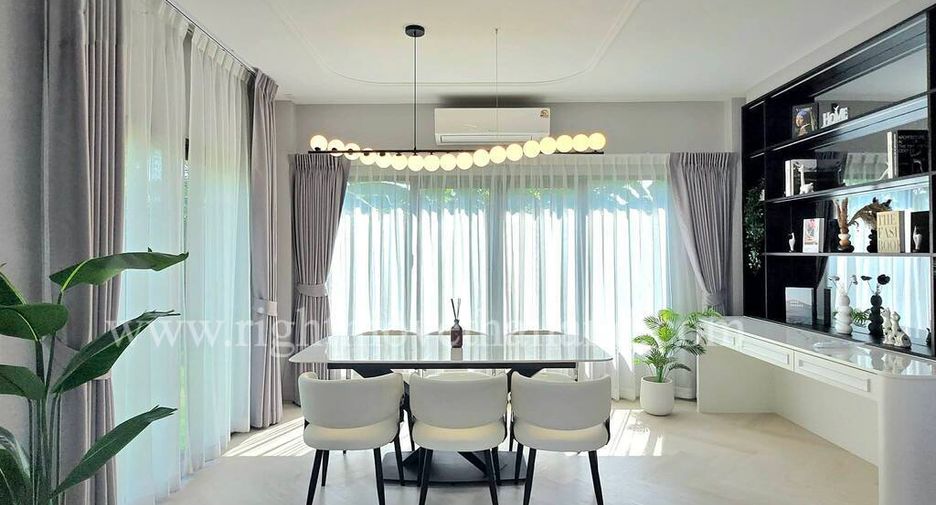 For rent and for sale 4 bedrooms house in Bang Phli, Samut Prakan