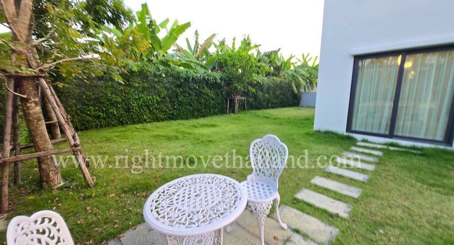 For rent and for sale 4 bedrooms house in Bang Phli, Samut Prakan