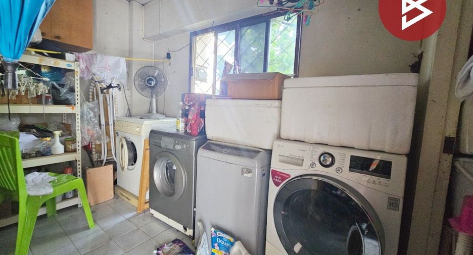 出售 15 卧室 公寓式住宅 在 Bang Phli, Samut Prakan