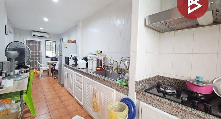 出售 15 卧室 公寓式住宅 在 Bang Phli, Samut Prakan