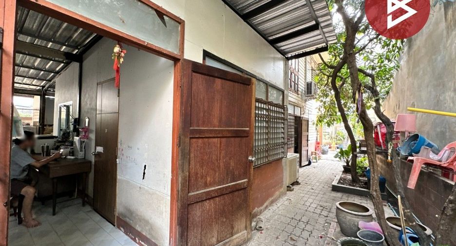 For sale 4 bedrooms house in Bangkok Yai, Bangkok