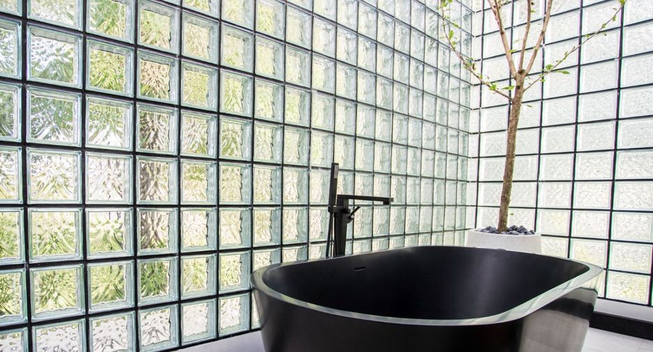 For sale 3 bedrooms villa in Thalang, Phuket