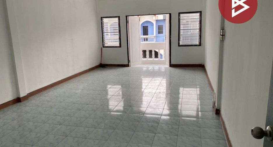 For sale 2 bedrooms retail Space in Min Buri, Bangkok