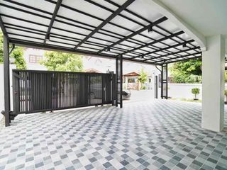 For rent and for sale 5 bedrooms house in Prawet, Bangkok
