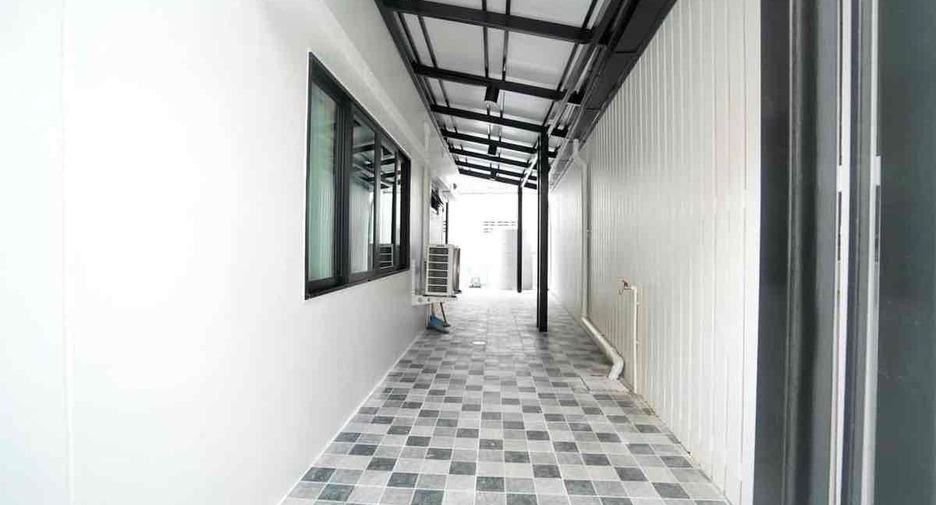 For rent and for sale 5 bedrooms house in Prawet, Bangkok