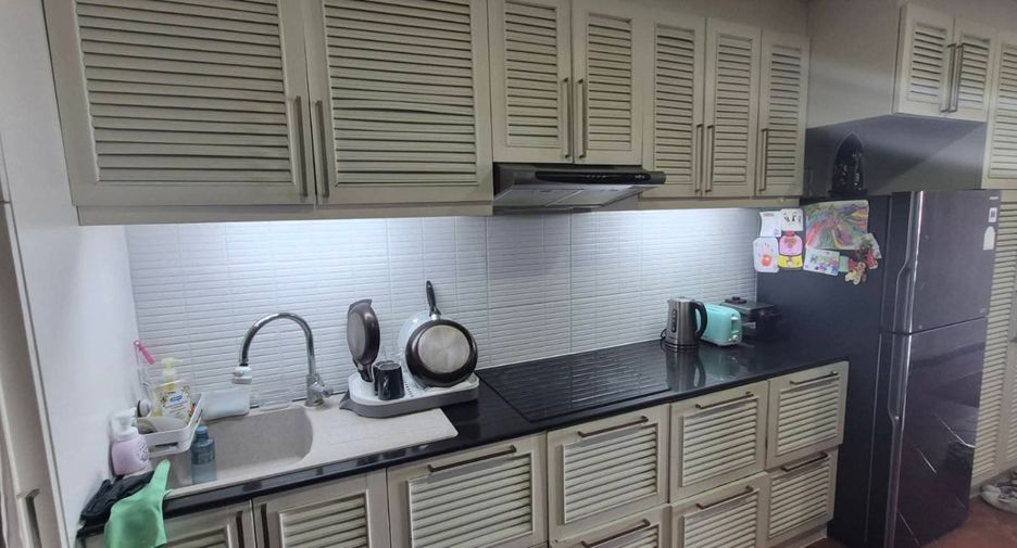 For rent 1 bed condo in Bang Lamung, Chonburi