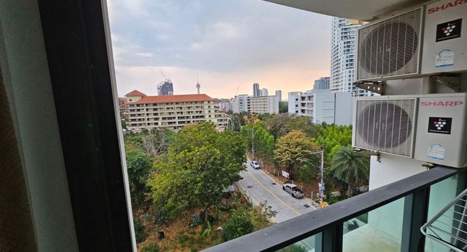 For sale 1 bed condo in Bang Lamung, Chonburi
