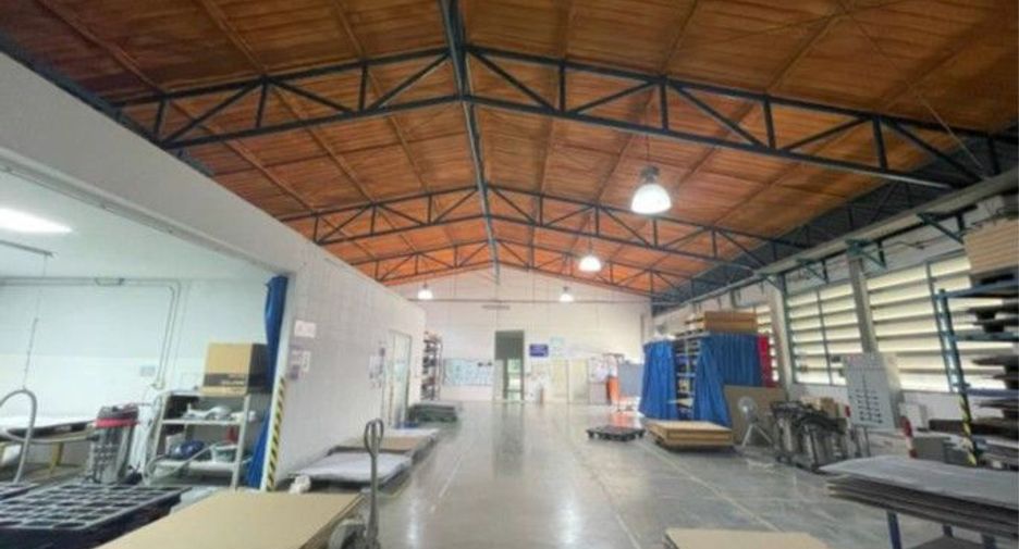 For sale warehouse in Mueang Lamphun, Lamphun