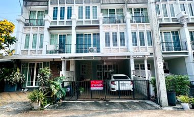 For rent and for sale 5 bedrooms townhouse in Bueng Kum, Bangkok