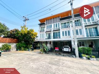 Аренда и продажа 5 спальни таунхаус в Буенг Кум, Бангкок