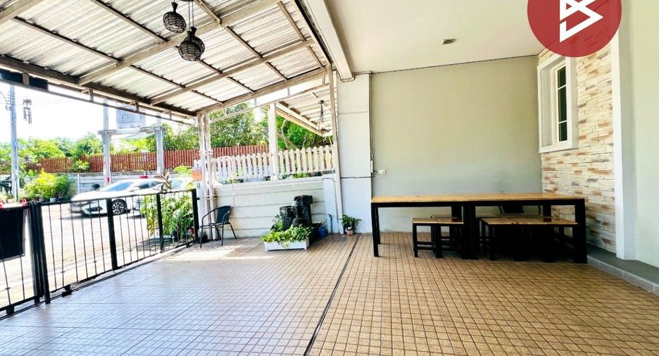 For rent and for sale 5 bedrooms townhouse in Bueng Kum, Bangkok