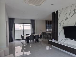 Аренда 4 спальни кондо в Bang Phli, Самутпракан