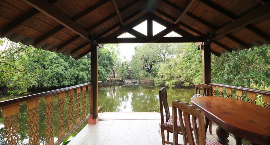 Продажа 4 спальни дом в Mueang Udon Thani, Удонтани
