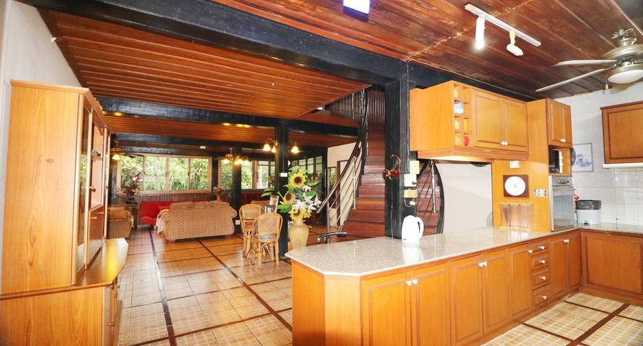 Продажа 4 спальни дом в Mueang Udon Thani, Удонтани