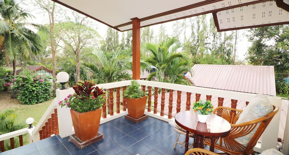 Продажа 4 спальни дом в Mueang Udon Thani, Удонтани