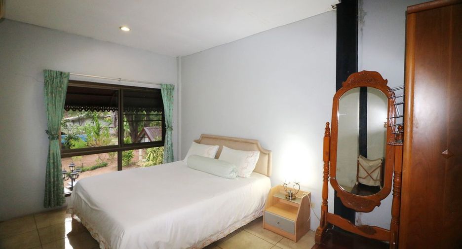 Продажа 4 спальни дом в Mueang Udon Thani, Удонтани