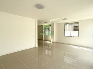 For sale 4 bedrooms house in Mueang Nonthaburi, Nonthaburi