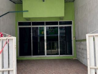 For sale 2 bedrooms townhouse in Bang Khae, Bangkok