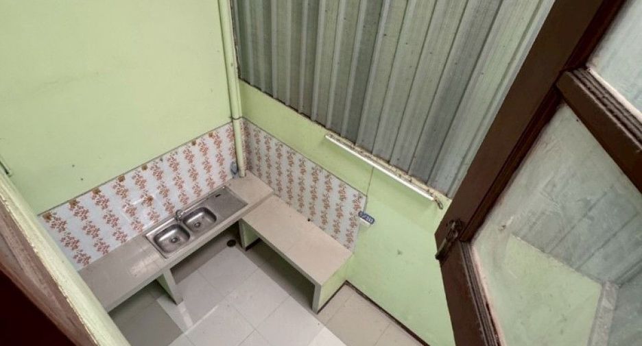 For sale 2 bedrooms townhouse in Bang Khae, Bangkok