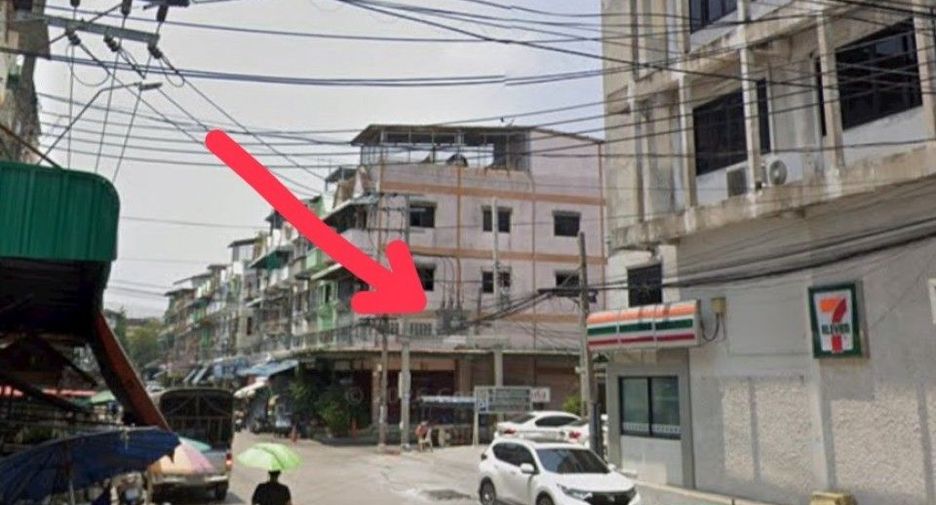 For sale 2 bedrooms townhouse in Bang Khae, Bangkok