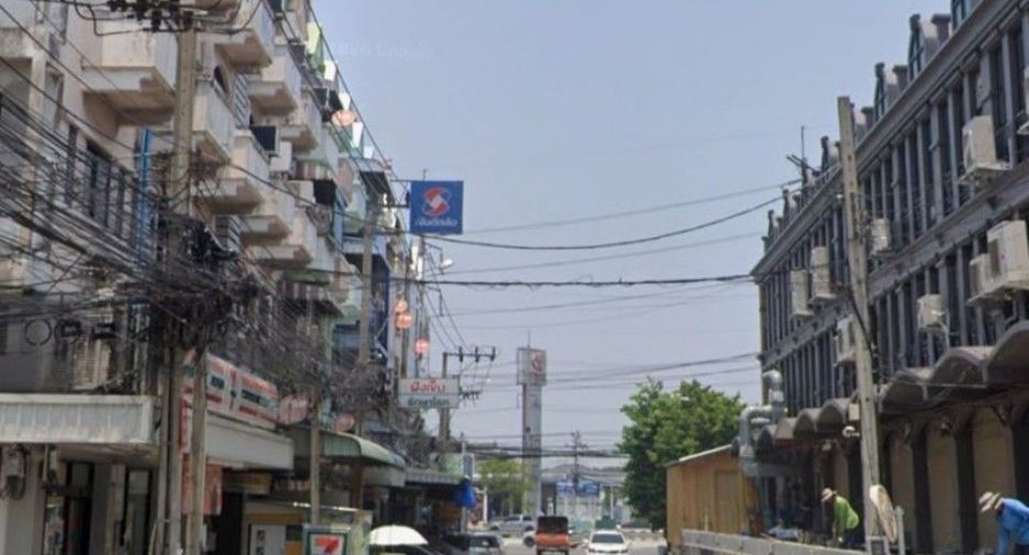 For sale 2 bedrooms townhouse in Bang Khae, Bangkok