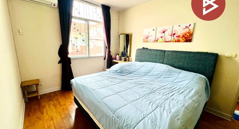 Reihenhaus zum Kauf mit 3 Zimmer in Bang Phli, Samut Prakan