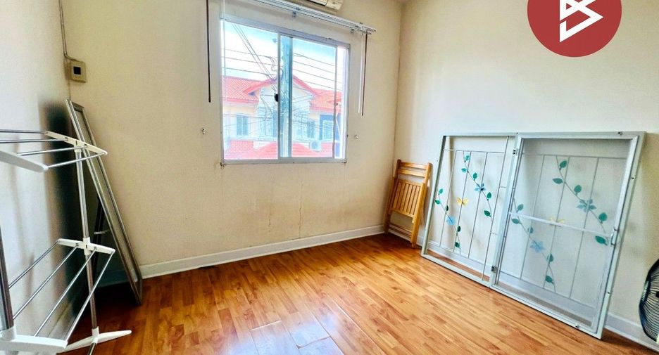 Reihenhaus zum Kauf mit 3 Zimmer in Bang Phli, Samut Prakan