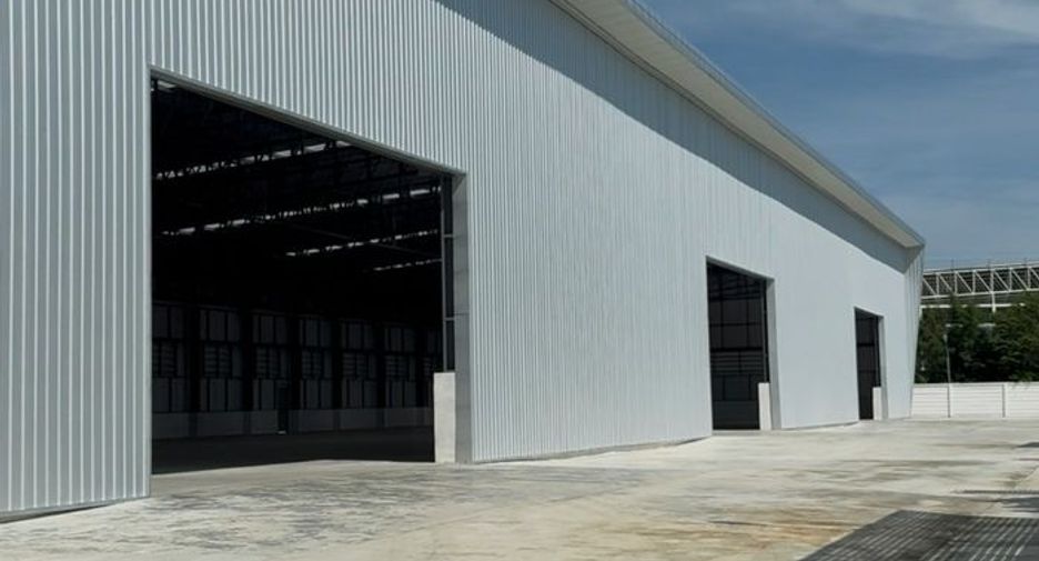 For sale warehouse in Ban Bueng, Chonburi