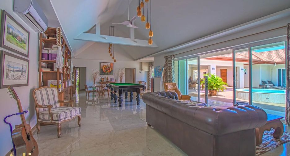 Villa zum Kauf mit 5 Zimmer in Bang Lamung, Chonburi