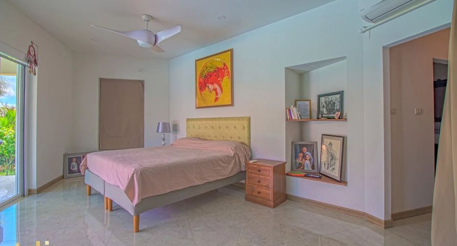 Villa zum Kauf mit 5 Zimmer in Bang Lamung, Chonburi