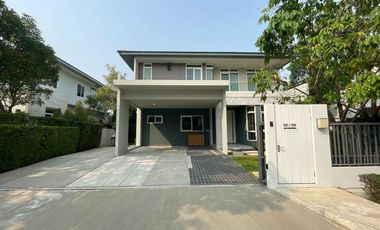 Casa en alquiler de 4 habitaciones en Prawet, Bangkok
