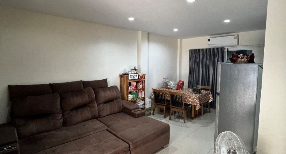 Reihenhaus zum Kauf mit 3 Zimmer in Bang Bua Thong, Nonthaburi