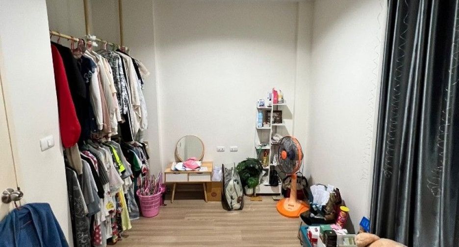 Reihenhaus zum Kauf mit 3 Zimmer in Bang Bua Thong, Nonthaburi