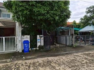 出售 1 卧室 联排别墅 在 Bang Bua Thong, Nonthaburi