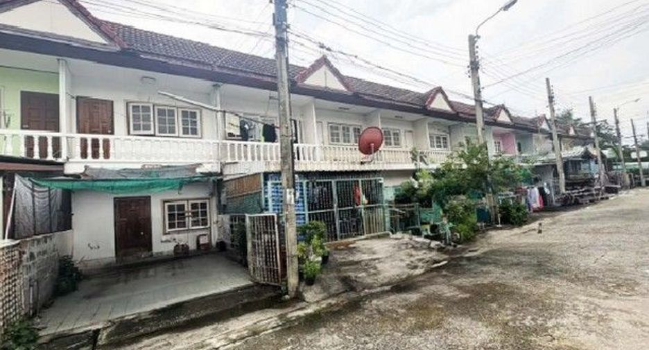 出售 1 卧室 联排别墅 在 Bang Bua Thong, Nonthaburi