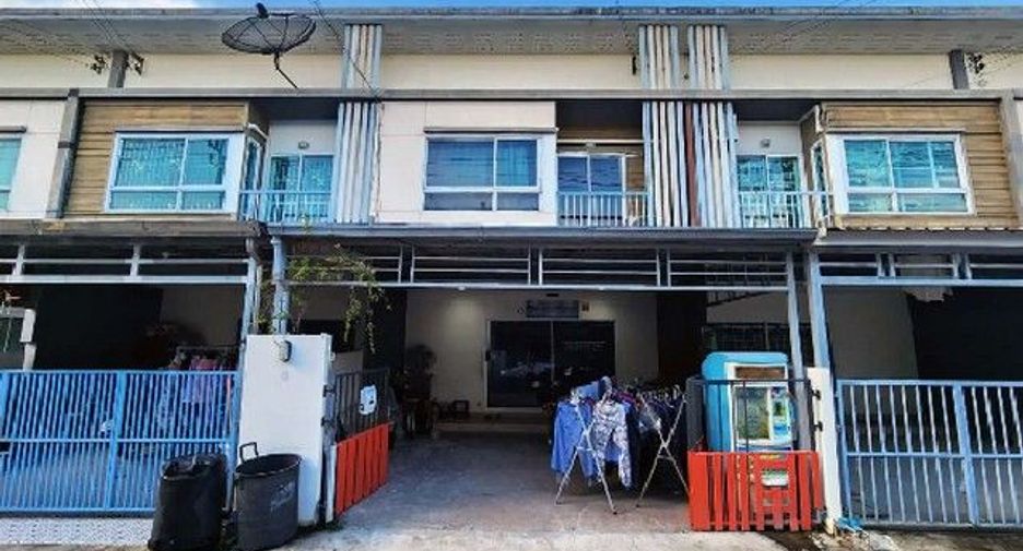 À vendre 1 chambre maison de ville à Bang Bua Thong, Nonthaburi