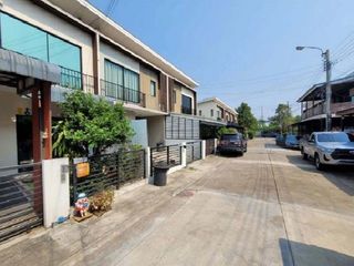 出售 1 卧室 联排别墅 在 Bang Bua Thong, Nonthaburi