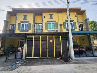 出售 1 卧室 联排别墅 在 Bang Bua Thong, Nonthaburi
