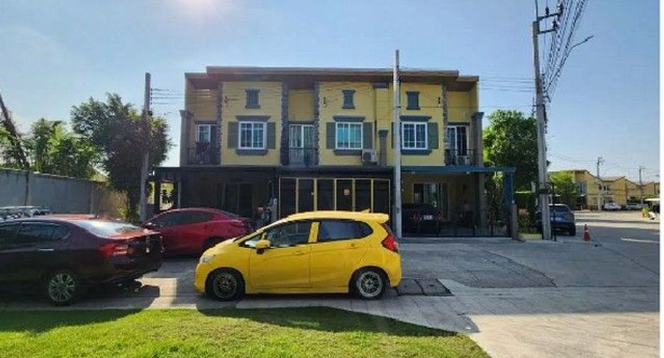 À vendre 1 chambre maison de ville à Bang Bua Thong, Nonthaburi
