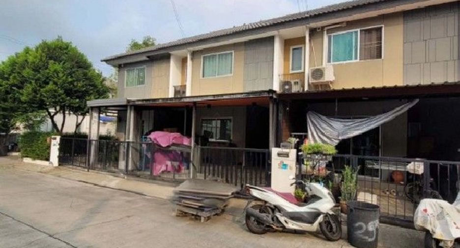 À vendre 1 chambre maison de ville à Bang Bua Thong, Nonthaburi