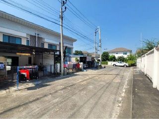出售 1 卧室 联排别墅 在 Bang Bua Thong, Nonthaburi