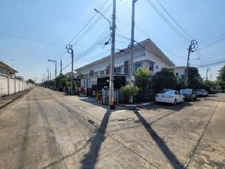 出售 1 卧室 联排别墅 在 Bang Bua Thong, Nonthaburi