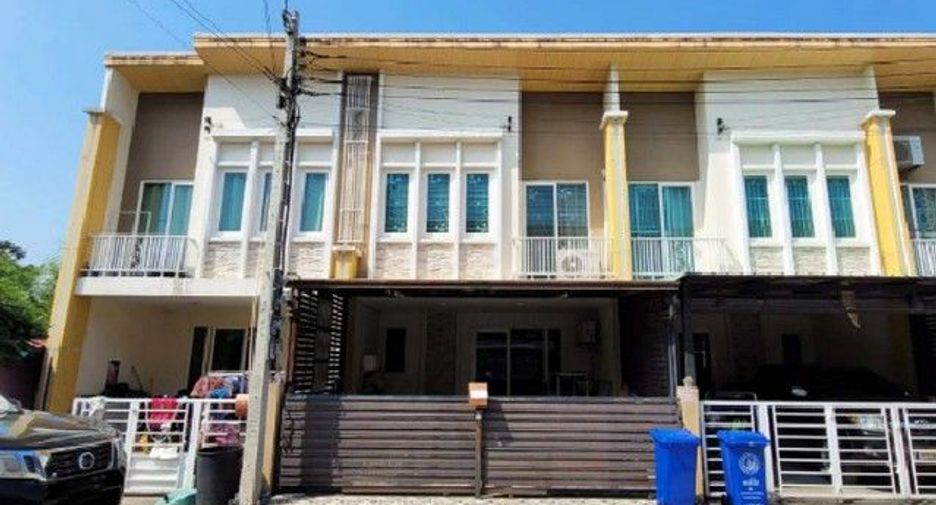 Reihenhaus zum Kauf mit 1 Zimmer in Bang Bua Thong, Nonthaburi