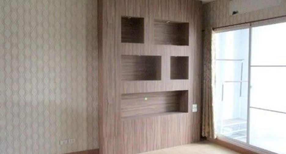 Reihenhaus zum Kauf mit 1 Zimmer in Bang Kapi, Bangkok