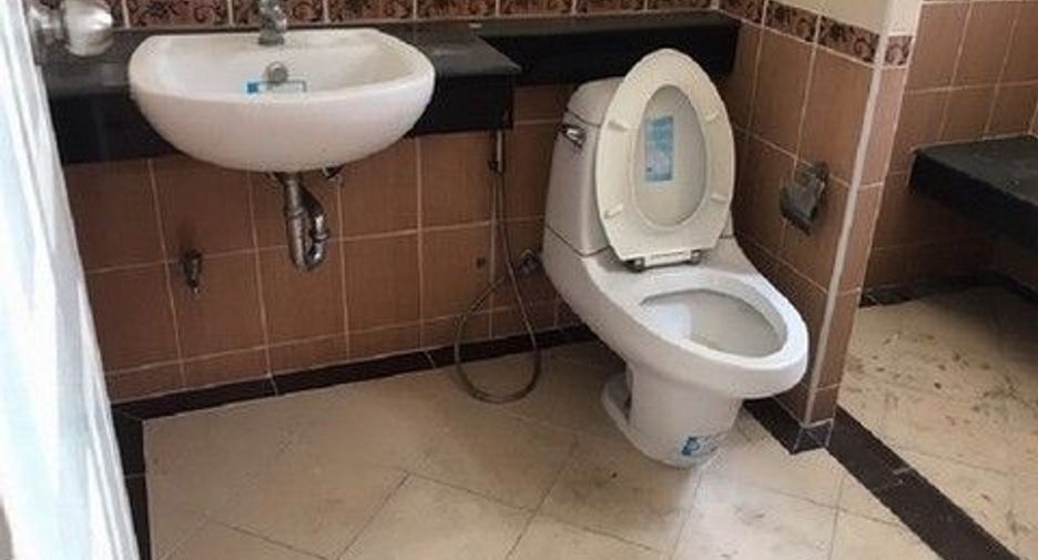 For sale 1 bed townhouse in Lak Si, Bangkok