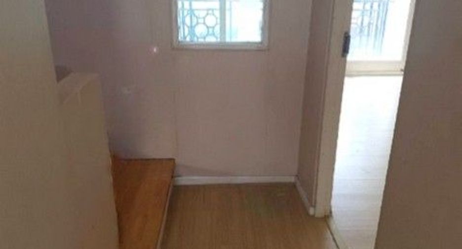 For sale 1 bed townhouse in Suan Luang, Bangkok
