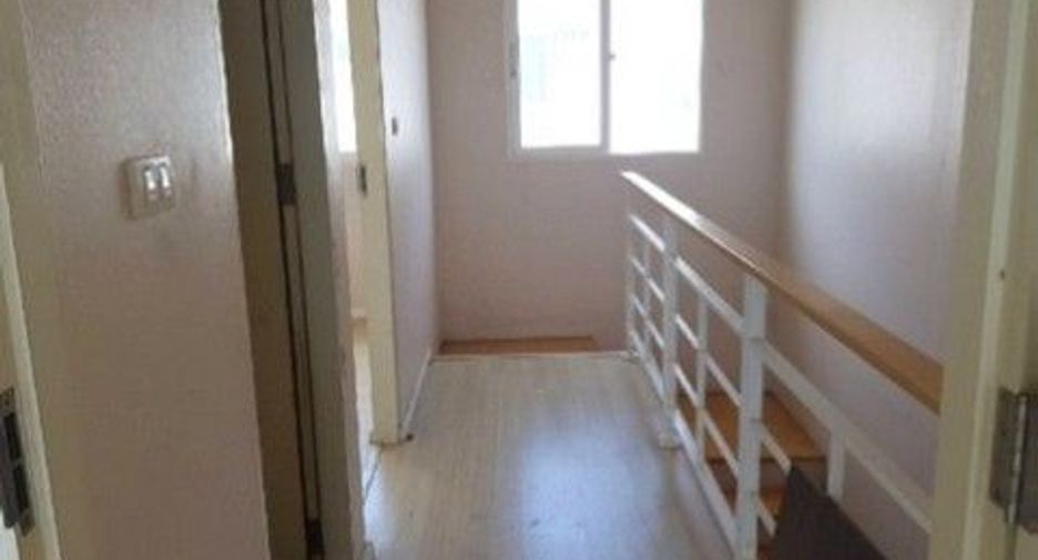 For sale 1 bed townhouse in Suan Luang, Bangkok