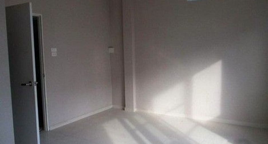 For sale 1 bed townhouse in Bang Bon, Bangkok