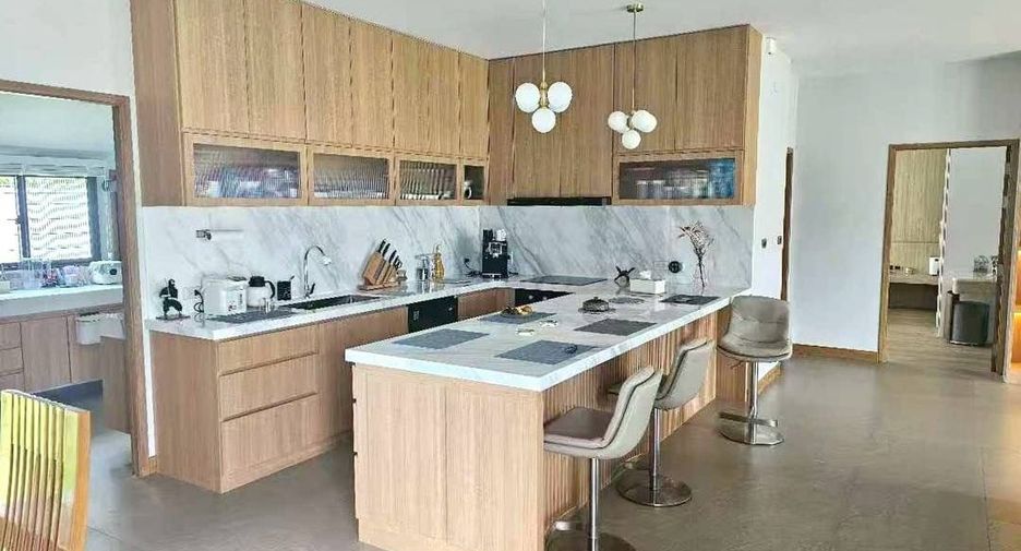 Аренда 4 спальни вилла в Банг Ламунг, Чонбури