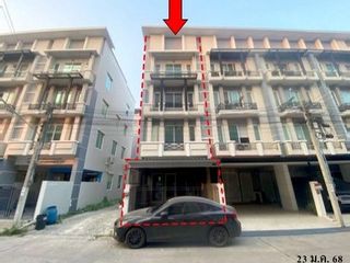 For sale 1 bed townhouse in Lat Krabang, Bangkok